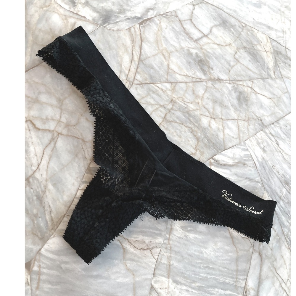 Victoria's Secret Incredible Black Lace Thong Panty Gold Logo Small